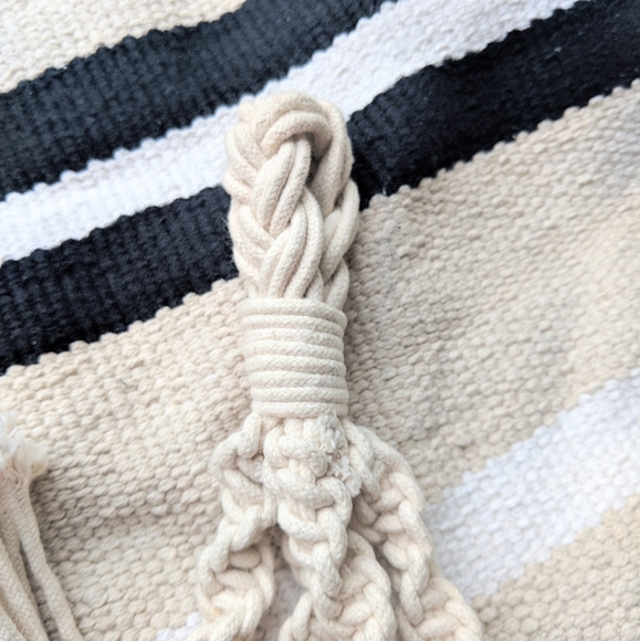 Beaded Macrame Succulent Hanger - Picture 7 of 7